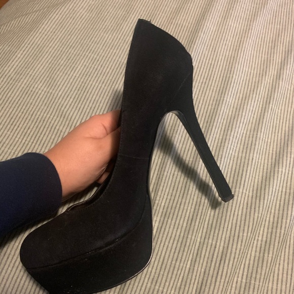 Steve Madden Suede Pumps - Picture 5 of 8